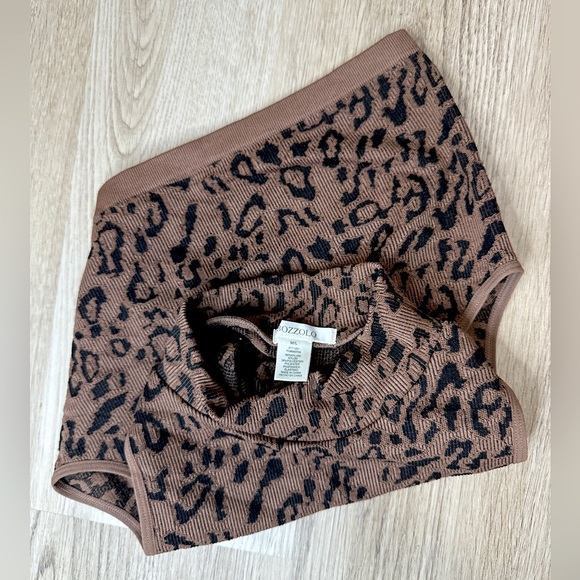 Leopard print going out crop top - Picture 2 of 3